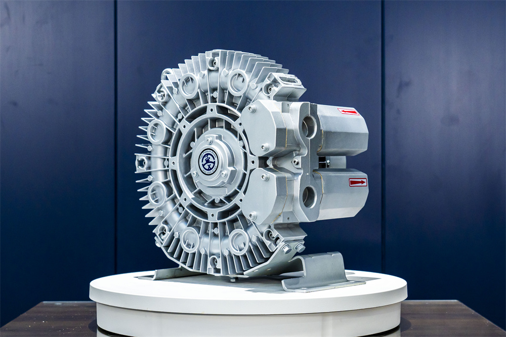 江蘇全風環(huán)?？萍加邢薰?></div>
							<div   id=